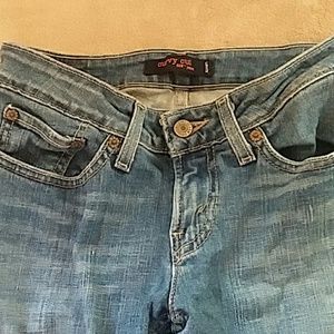 Levi's curvy cut 528 jeans